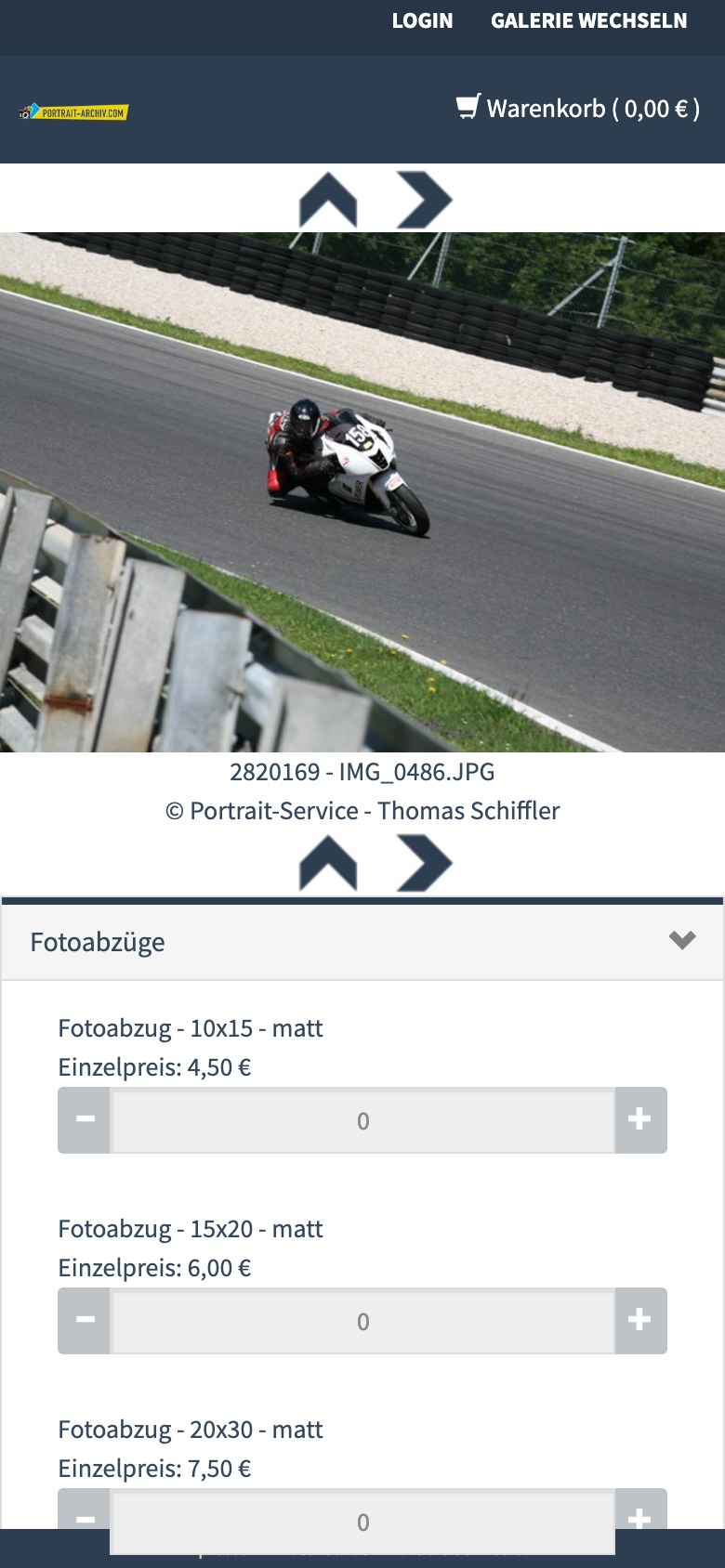 Screenshot: Eventfotografie-Galerie am Smartphone mit Bestellpanel — so bestellt der Besucher
